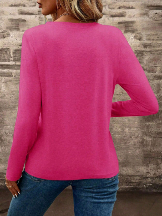 LUNE Women's Solid Color Notched V-Neck Long Sleeve T-Shirt