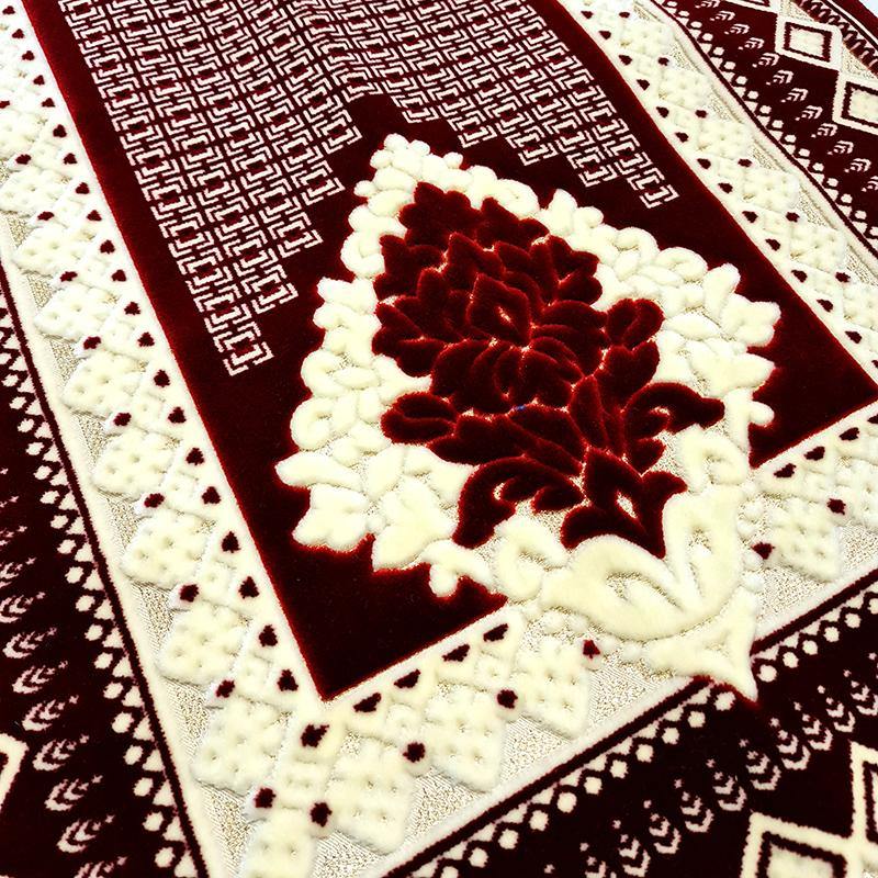 Turkish Plush Prayer Rug Gilted-lines - Arabian Shopping Zone