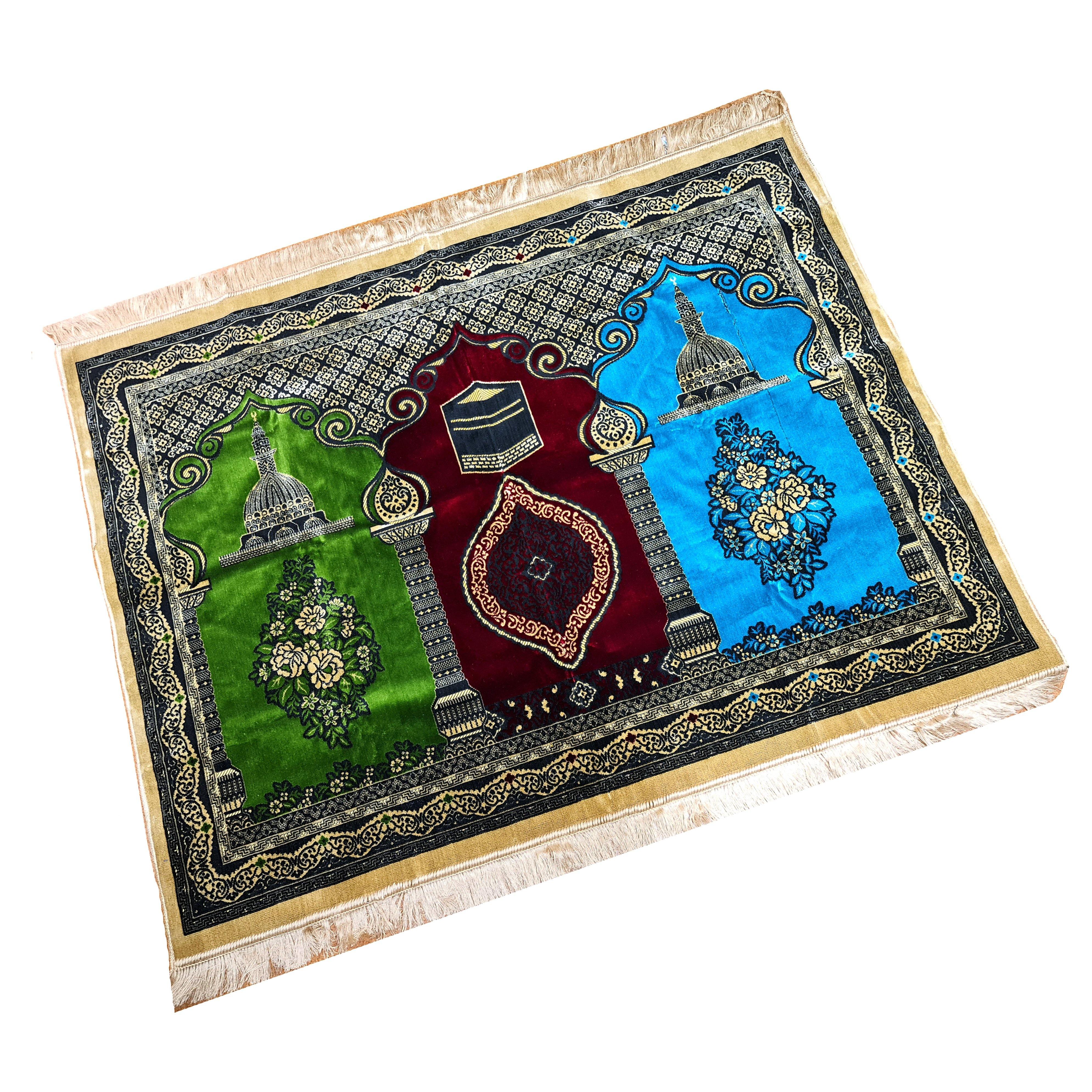 Islamic Plush Prayer Rug (3 Persons) - Arabian Shopping Zone