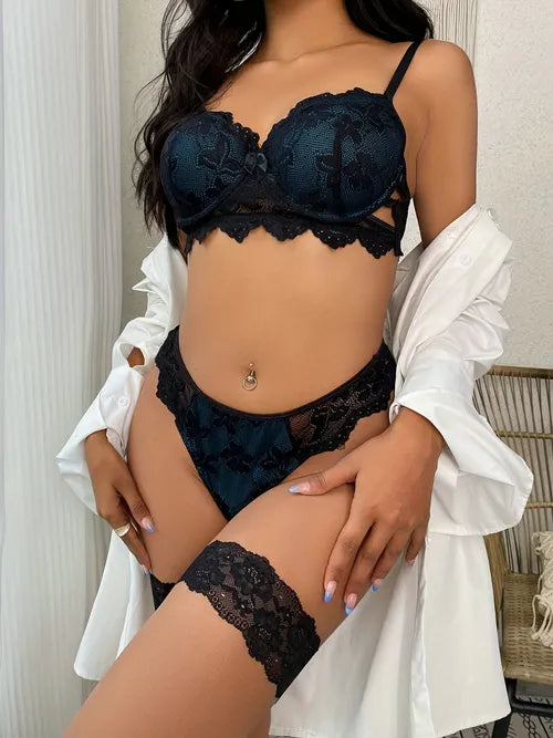 性感蕾丝拼接内衣套装,扇贝边镂空文胸和厚脸皮内裤,女士性感内衣和内衣