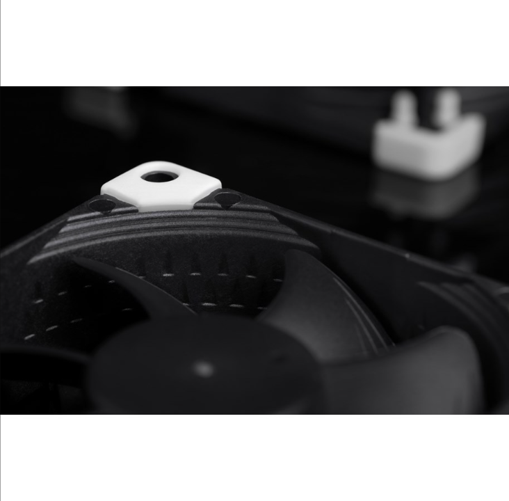 Noctua NF-A8 PWM chromax.black.swap - Chassis fan - 80mm - Black - 17 dBA