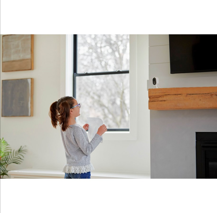 Arlo Essential Indoor Camera - Black