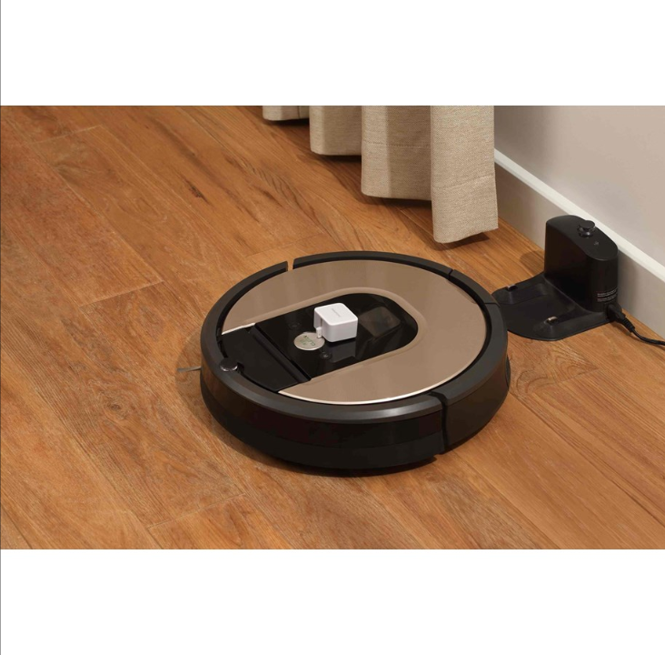 بوت سويتش بوت باللون الأبيض