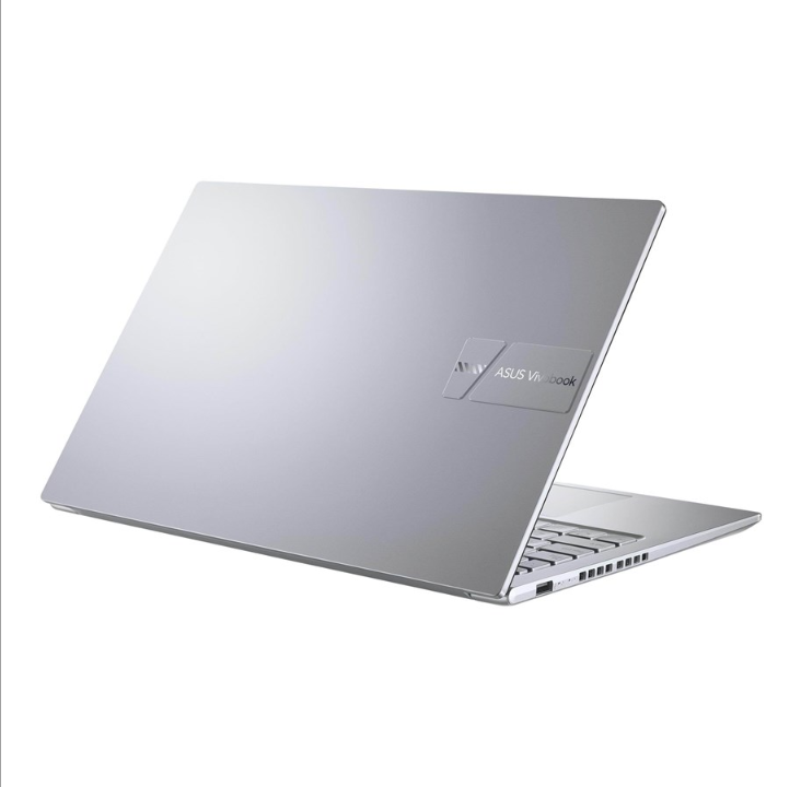 华硕 Vivobook 15 - 15.6 英寸 | 锐龙 7 | 16GB | 1TB