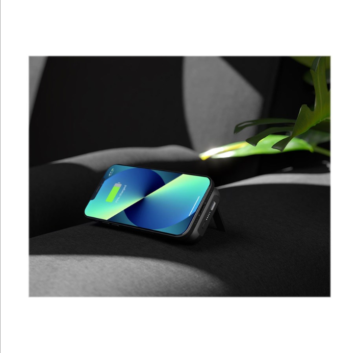 ZENS Magnetic Qi Powerbank One Side Qi PowerBank - Svart - 4000 mAh