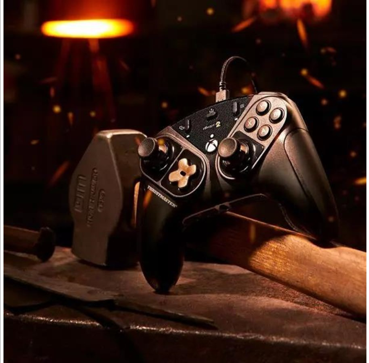 Thrustmaster ESWAP X 2 PRO - Gamepad - Microsoft Xbox One