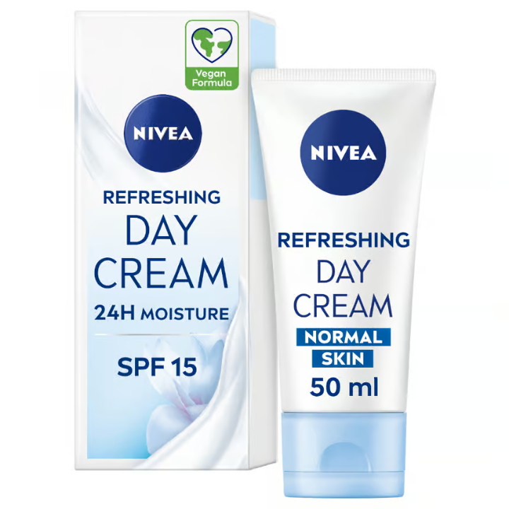 Nivea Refreshing Day Cream 24h Mositure SPF15 Normal Ski
