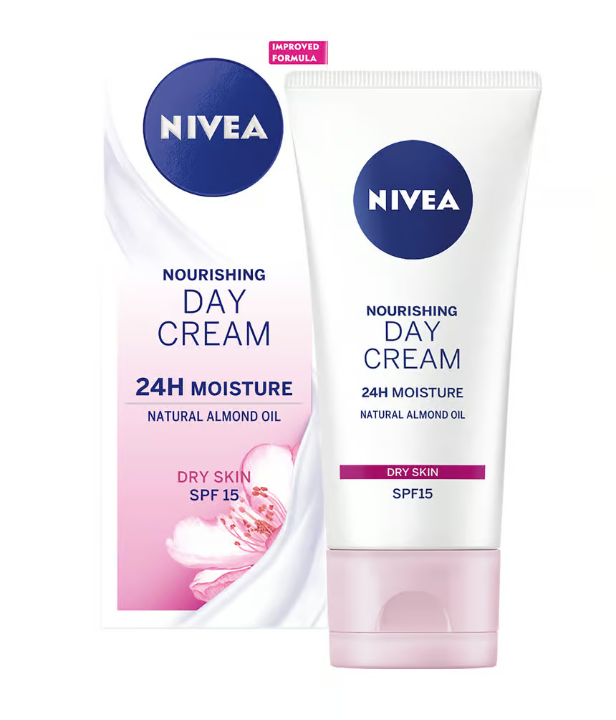Nivea Nourishing Day Cream 24h Moisture SPF15 Dry Skin 5