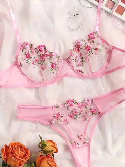 花卉刺绣内衣套装,浪漫透明文胸和网布丁字裤,女式性感内衣和内衣