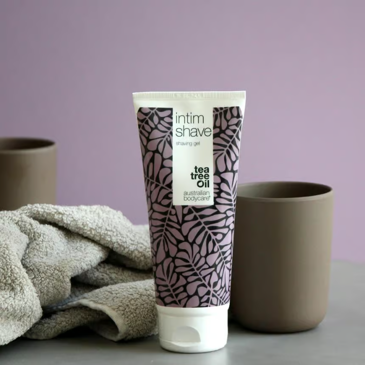 Australian Bodycare Intimate shaving gel against red razor bumps 200