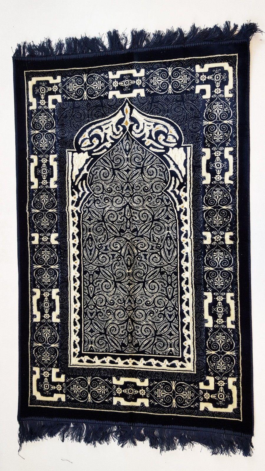 Turkish Luxury Velvet Islamic Prayer Rug Namaz Carpet 110x70cm 800g (1.8lbs) - Arabian Shopping Zone