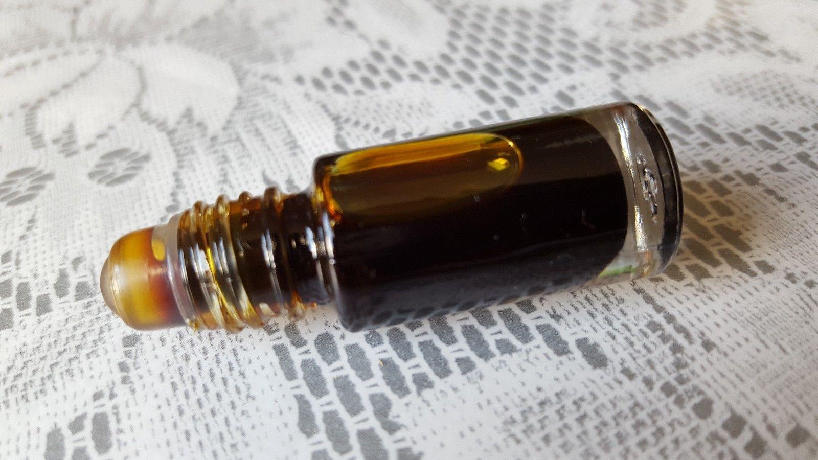 Fakhir Musk (Deluxe Black Musk) 3ml Grade-A Concentrated Perfume Oil - Arabian Shopping Zone