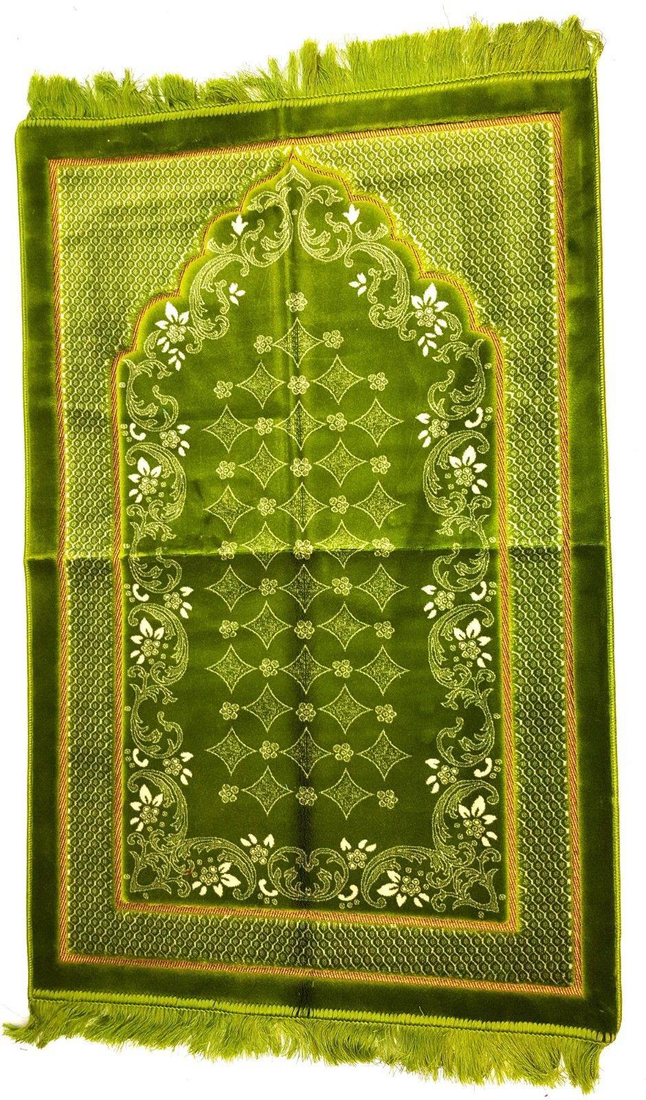 Turkish Luxury Velvet Islamic Prayer Rug Namaz Carpet 110x70cm 800g (1.8lbs) - Arabian Shopping Zone