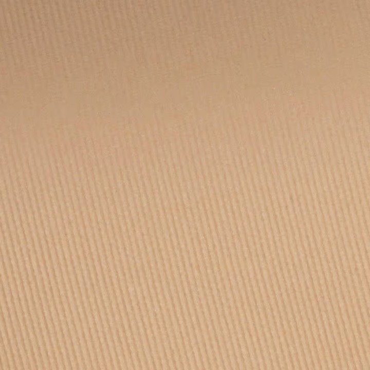 بودرة مضغوطة ذات غطاء شفاف فيلفيت تاتش من إيسادورا، 47 دافئ