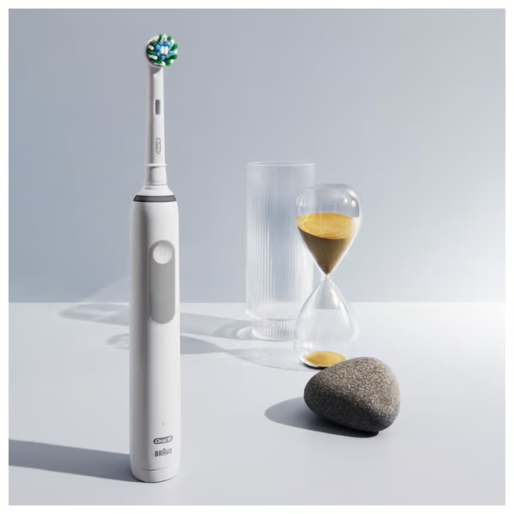 Oral-B Pro 3 Duopack, 2 Electric Toothbrushes, 3 Heads