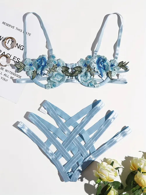 花卉刺绣内衣套装,镂空聚拢文胸和吊带内裤,女式性感内衣和内衣