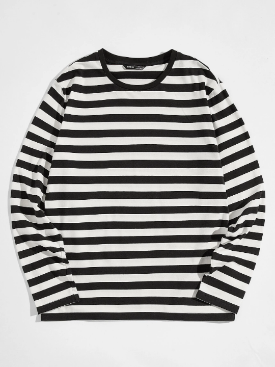 Manfinity Hypemode Men Round Neck Striped Tee