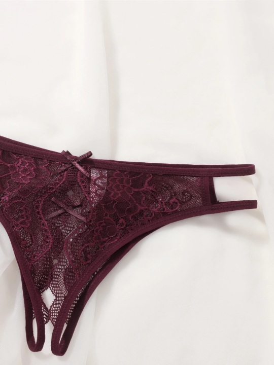 Classic Sexy Floral Lace Crotchless Panty