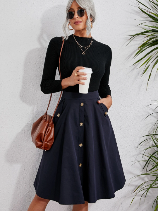 Solid Single Breasted Flare Skirt