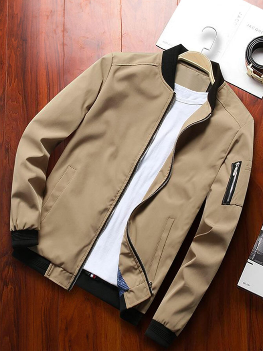 Manfinity Mode Men Solid Zip Up Bomber Jacket