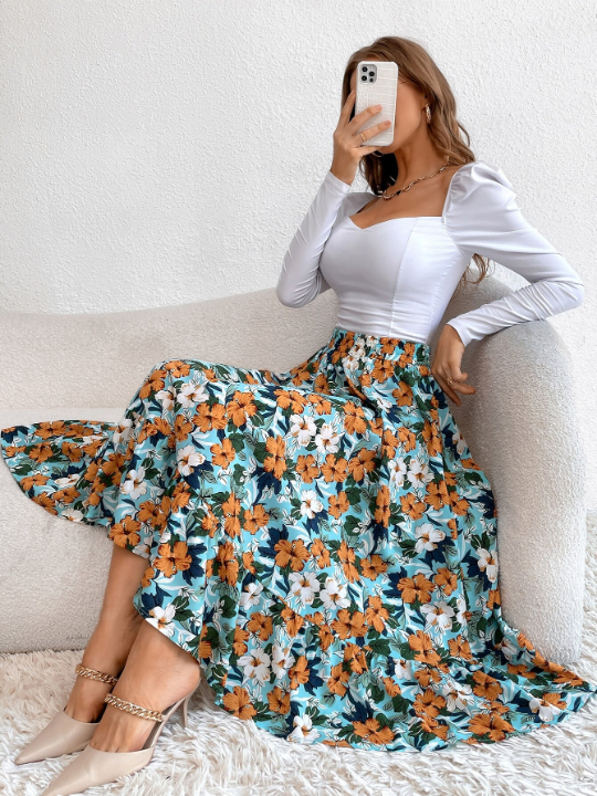 VCAY Allover Floral Print Flare Skirt