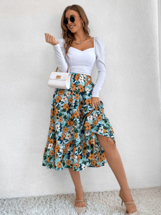 VCAY Allover Floral Print Flare Skirt