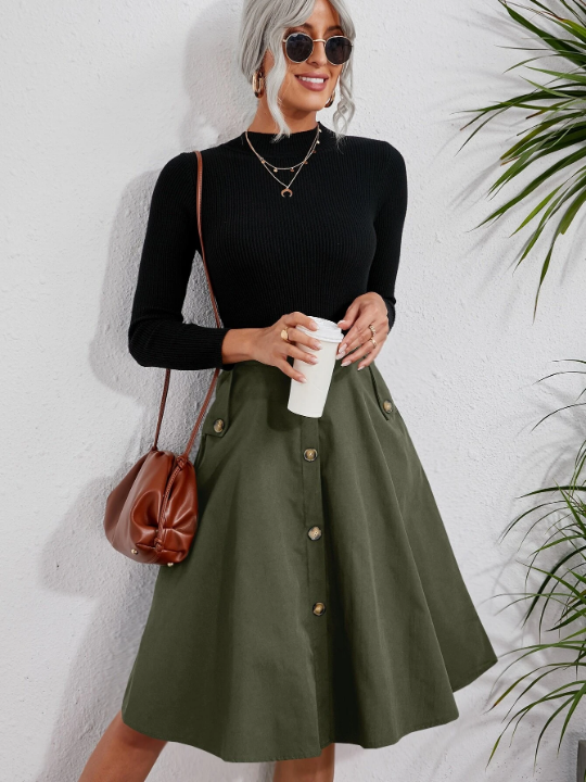 Solid Single Breasted Flare Skirt