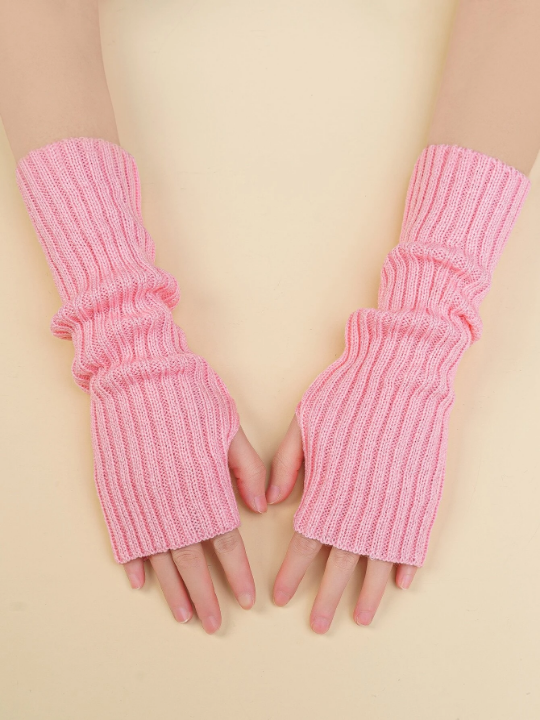 1 Pair Of Solid Fingerless Gloves
