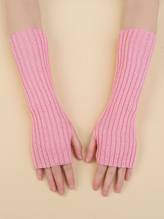 1 Pair Of Solid Fingerless Gloves