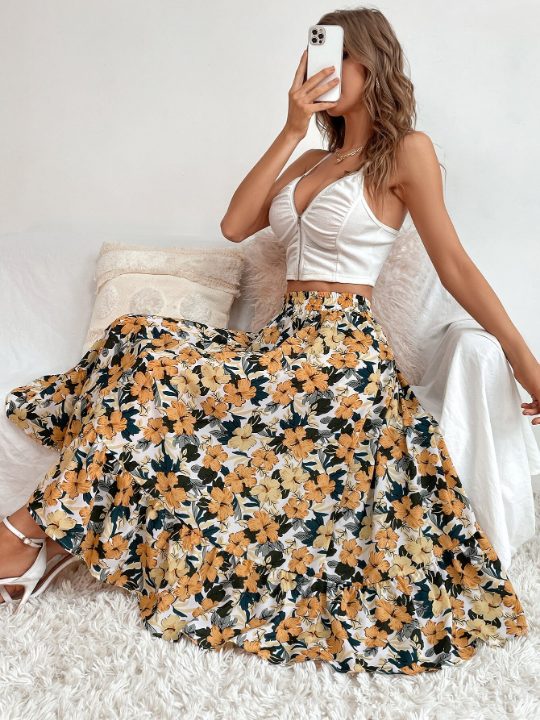 VCAY Allover Floral Print Flare Skirt