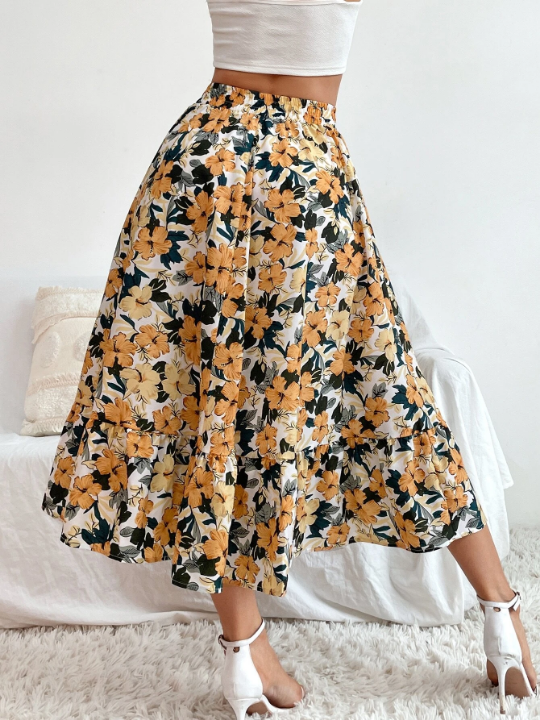 VCAY Allover Floral Print Flare Skirt