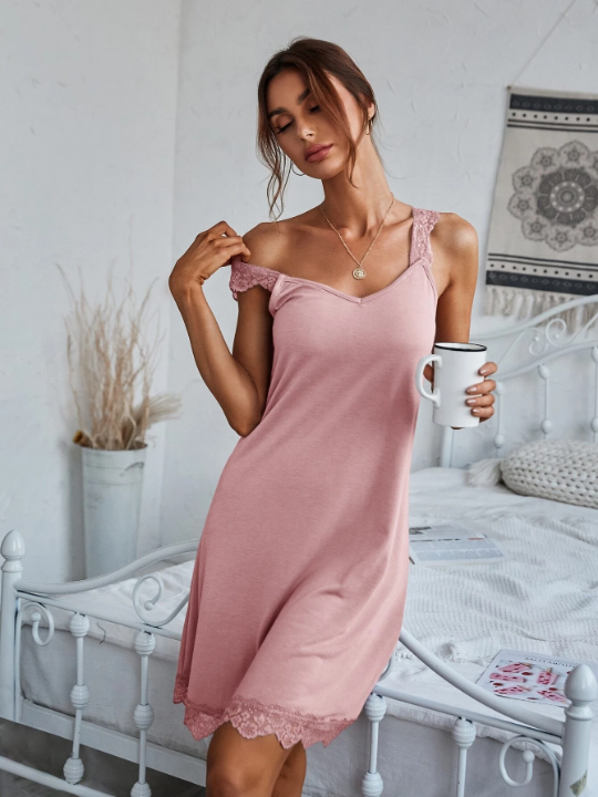 Contrast Lace Scallop Trim Cami Nightdress