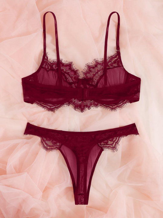 Contrast Lace Underwire Lingerie Set