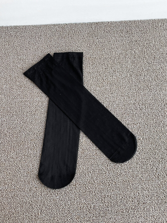 DAZY Solid Crew Socks