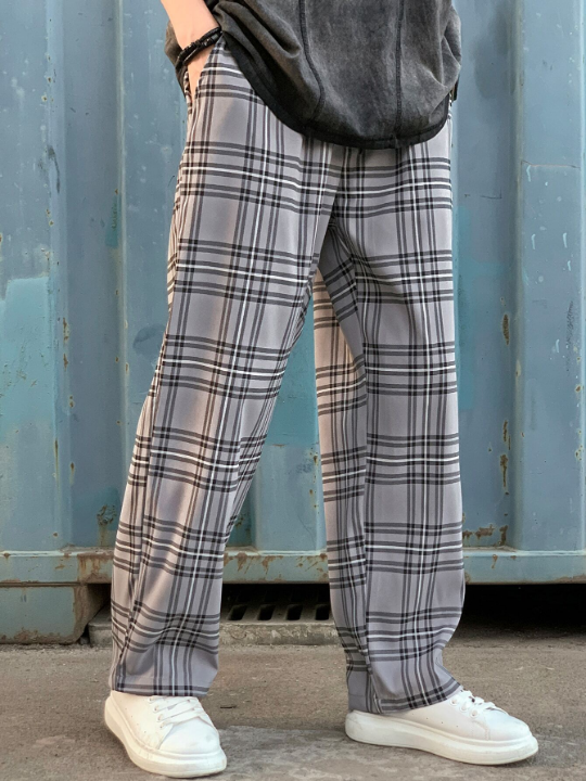 Manfinity Hypemode Loose-Fit Men's Plaid Print Drawstring Waist Pants