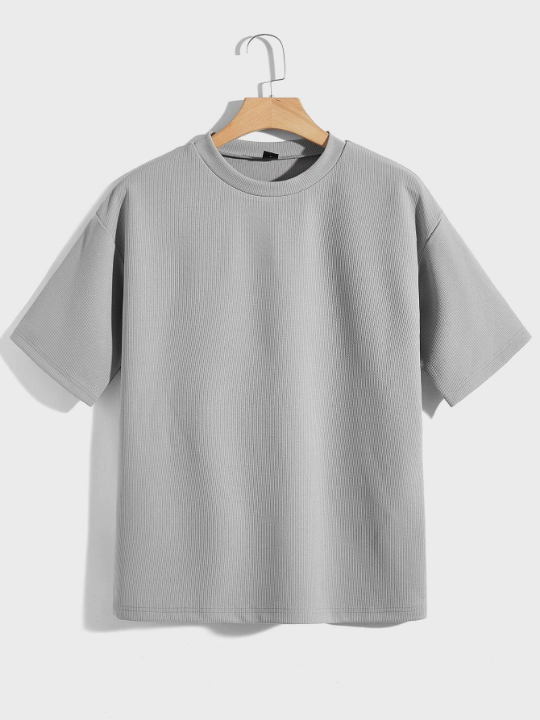 Manfinity Basics Loose-Fit Men's Solid Drop Shoulder T-Shirt