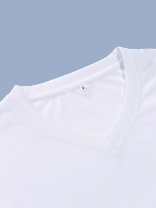 Manfinity Homme Men Patch Detail V Neck Tee