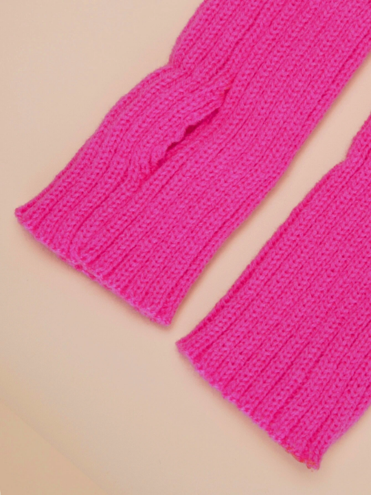 1 Pair Of Solid Fingerless Gloves