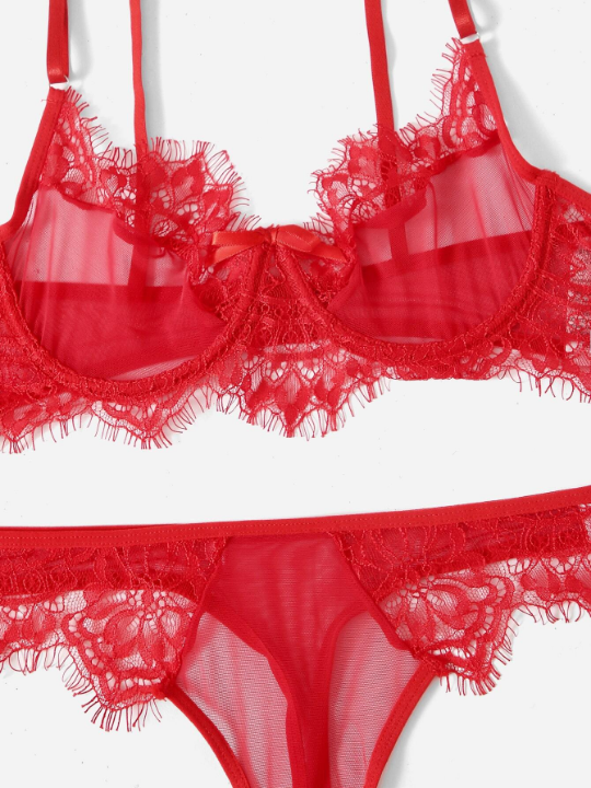 Contrast Lace Underwire Lingerie Set