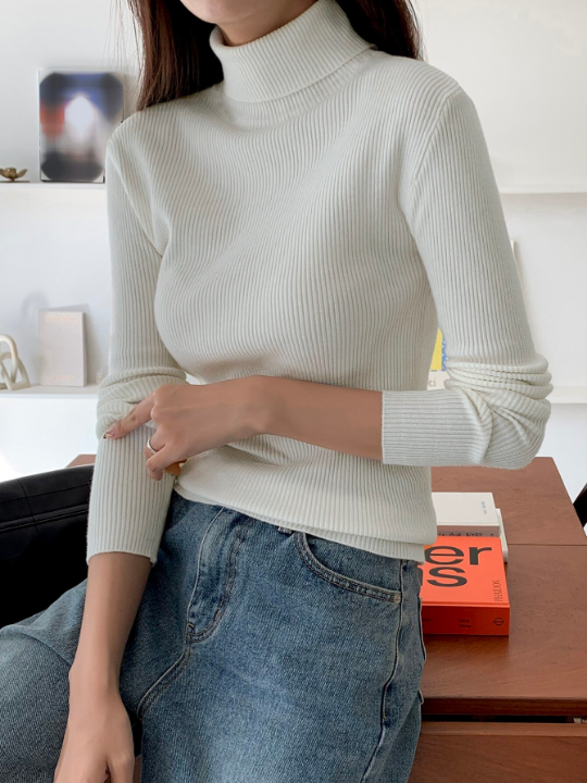 DAZY Ribbed Knit Turtleneck Sweater