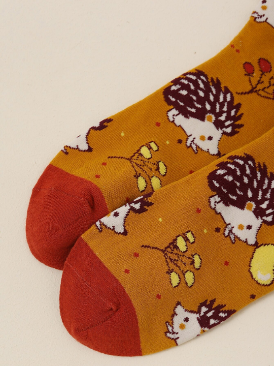 Apple & Hedgehog Pattern Crew Socks