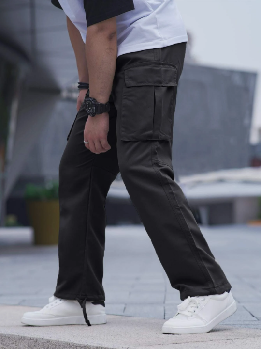 Manfinity Hypemode Men Flap Pocket Drawstring Waist Pants