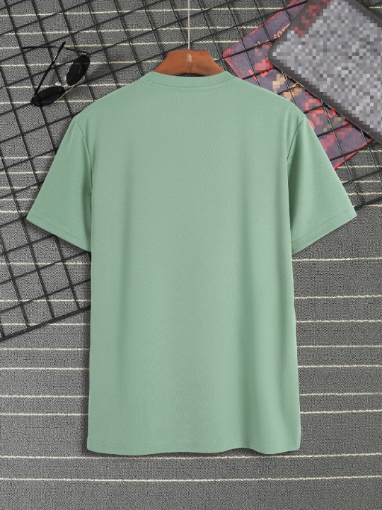 Men Solid Round Neck Tee