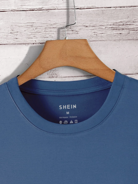 Men Solid Round Neck Tee