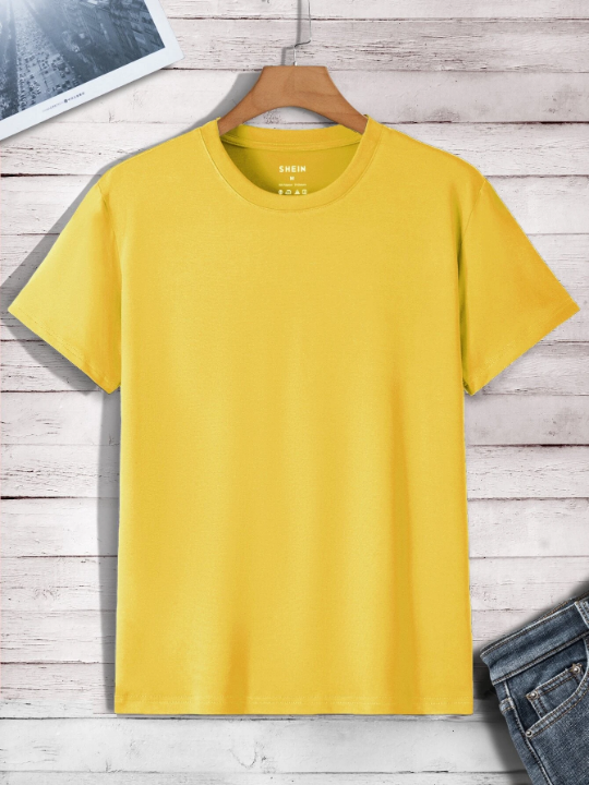 Men Solid Round Neck Tee