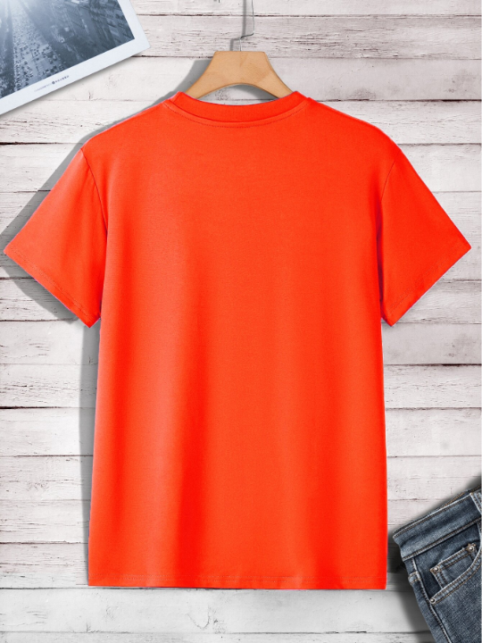 Men Solid Round Neck Tee