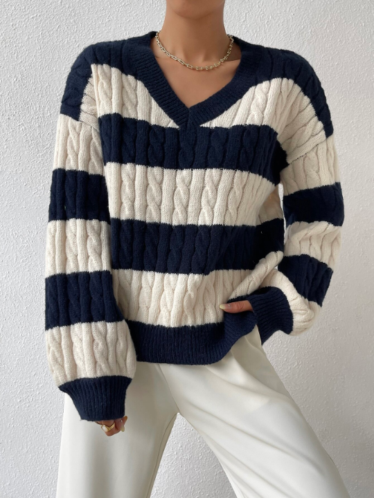 Essnce Two Tone Cable Knit Drop Shoulder Sweater