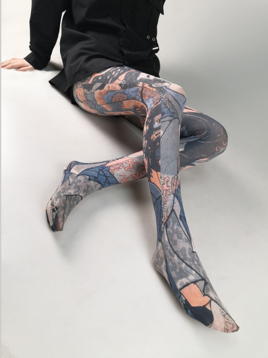 Figure Graphic Tights