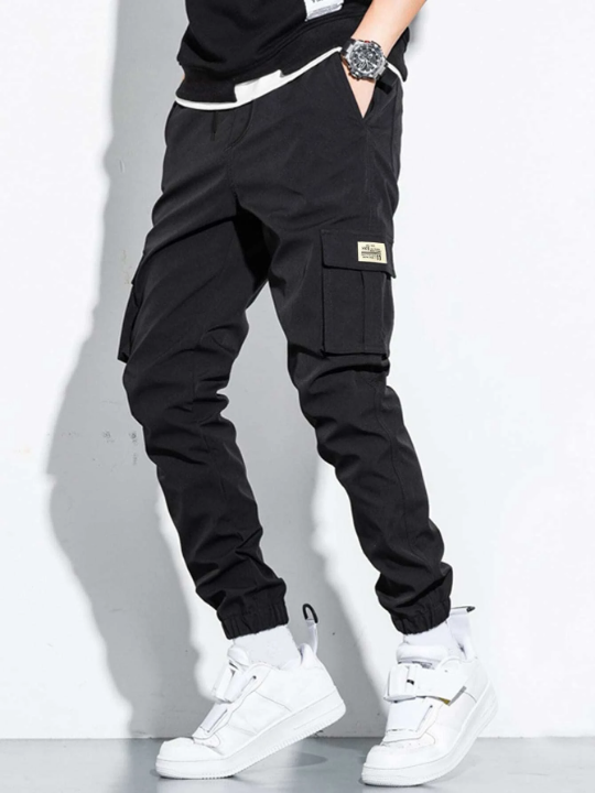 Manfinity Hypemode Men Letter Patched Flap Pocket Cargo Pants