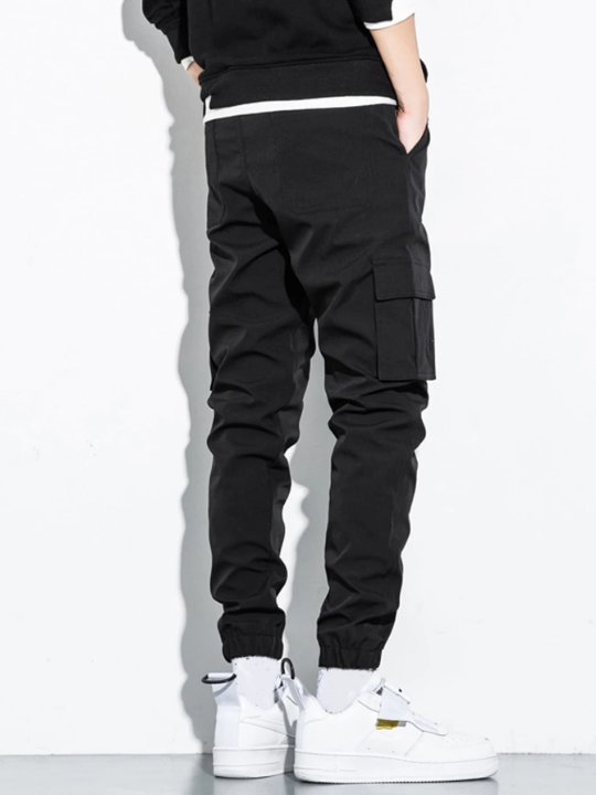 Manfinity Hypemode Men Letter Patched Flap Pocket Cargo Pants